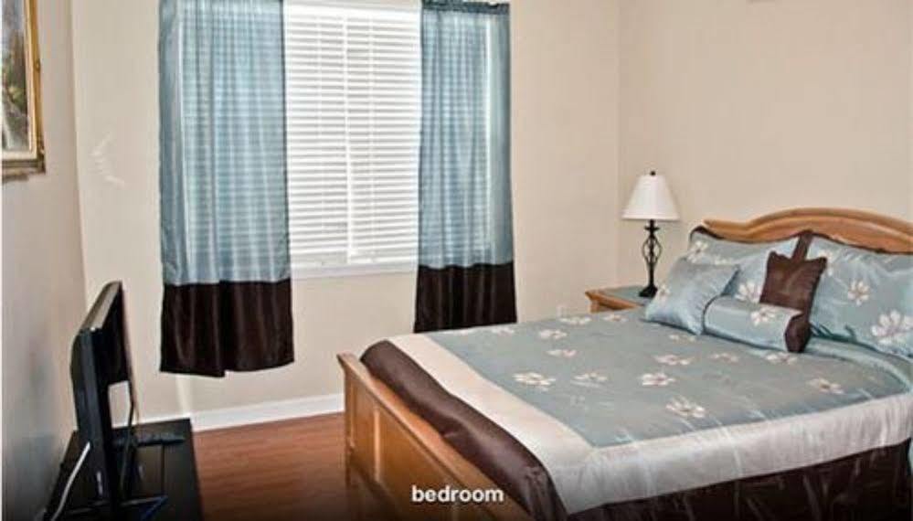 Miami Bed And Breakfast Country Walk Екстериор снимка